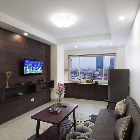 Kuch Oudom Hotel Phnom Penh Exteriör bild