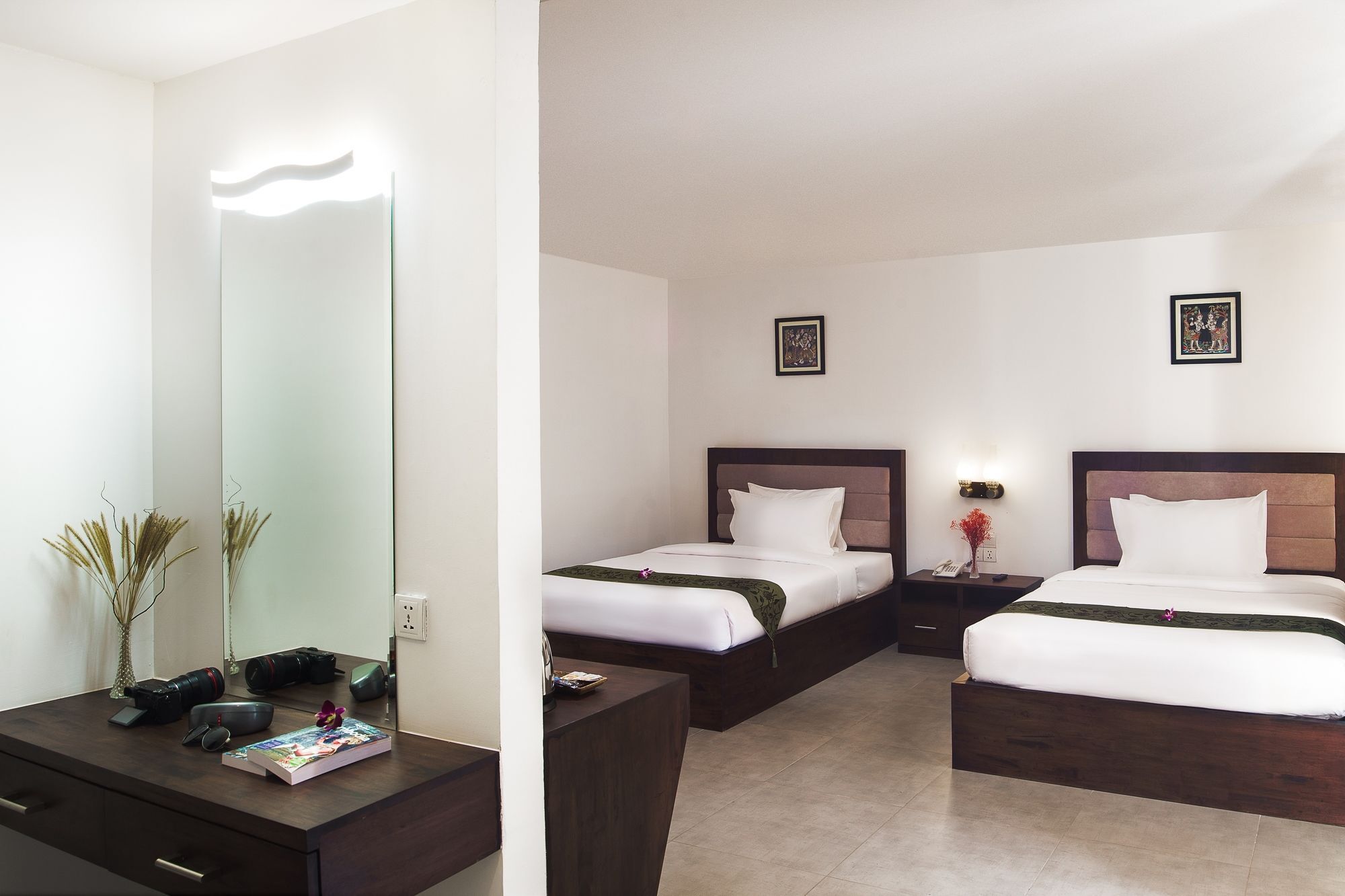 Kuch Oudom Hotel Phnom Penh Exteriör bild